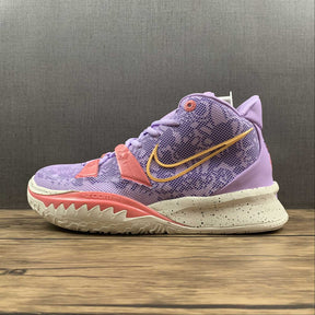 Tênis Nike Kyrie 7