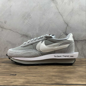 Tênis Nike LDWaffle