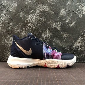 Tênis Nike Kyrie 5